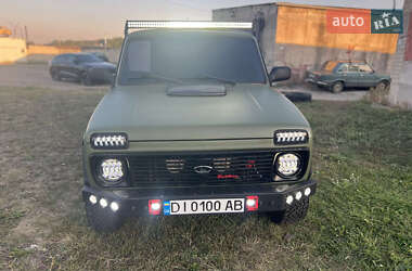 Позашляховик / Кросовер ВАЗ 21214 / 4x4 2008 в Лозовій