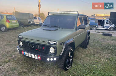 Внедорожник / Кроссовер ВАЗ 21214 / 4x4 2008 в 
