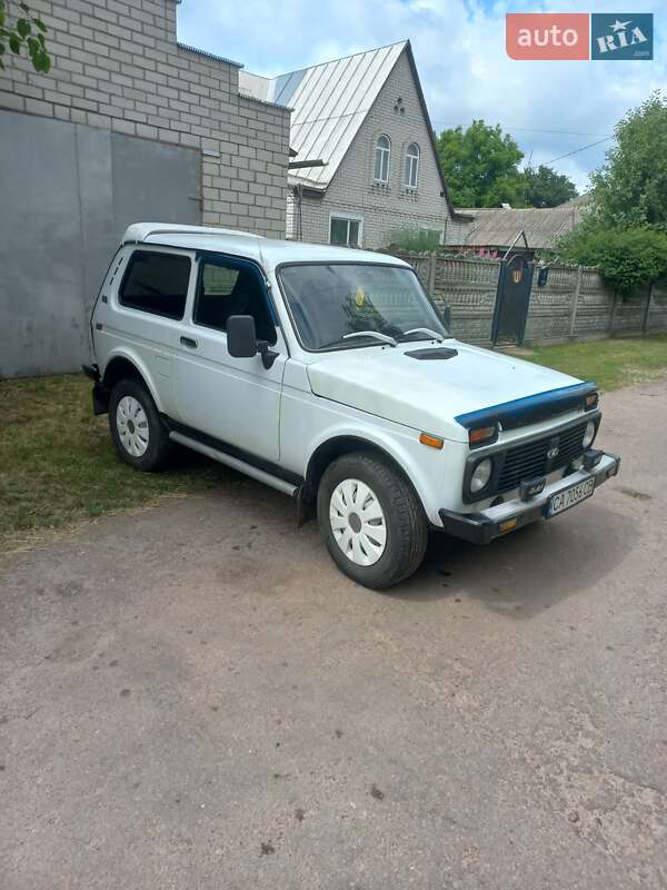 Внедорожник / Кроссовер ВАЗ 21214 / 4x4 2009 в 
