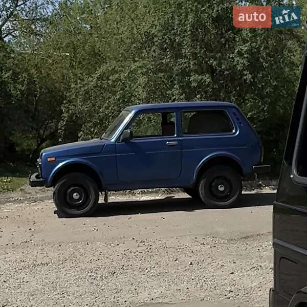 Внедорожник / Кроссовер ВАЗ / Lada 21214 / 4x4 2012 в Сумах