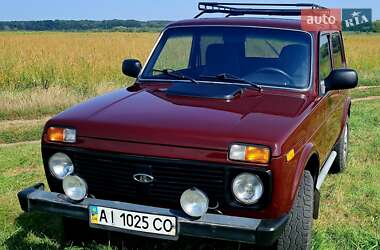 Позашляховик / Кросовер ВАЗ 21214 / 4x4 2011 в 