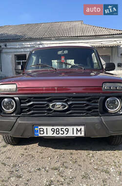 Позашляховик / Кросовер ВАЗ 21214 / 4x4 2008 в Кременчуці