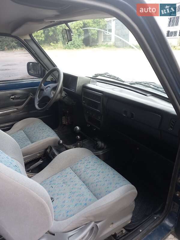 Позашляховик / Кросовер ВАЗ / Lada 21214 / 4x4 2009 в Золотоноші