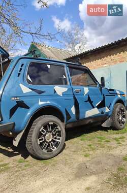 Внедорожник / Кроссовер ВАЗ 21214 / 4x4 2007 в 
