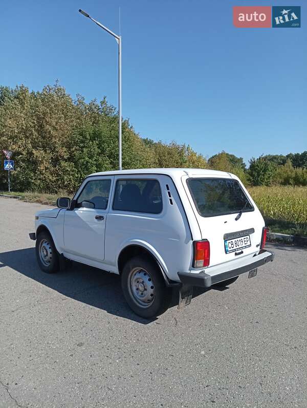 Внедорожник / Кроссовер ВАЗ / Lada 21214 / 4x4 2015 в Липовой Долине фото 24 Внедорожник / Кроссовер ВАЗ / Lada 21214 / 4x4 2015 в Липовой Долине