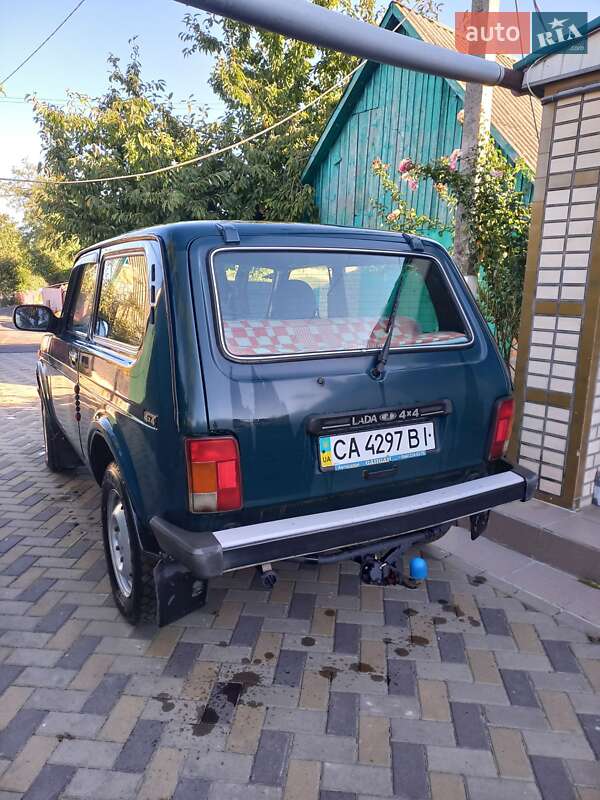 Внедорожник / Кроссовер ВАЗ / Lada 21214 / 4x4 2010 в Корсуне-Шевченковском