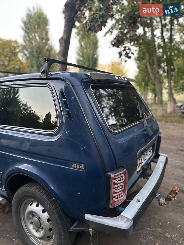Внедорожник / Кроссовер ВАЗ / Lada 21214 / 4x4 2009 в Первомайске