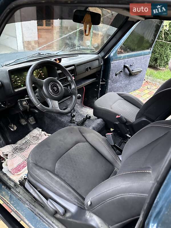 Внедорожник / Кроссовер ВАЗ / Lada 21214 / 4x4 2006 в Ужгороде фото 2 Внедорожник / Кроссовер ВАЗ / Lada 21214 / 4x4 2006 в Ужгороде