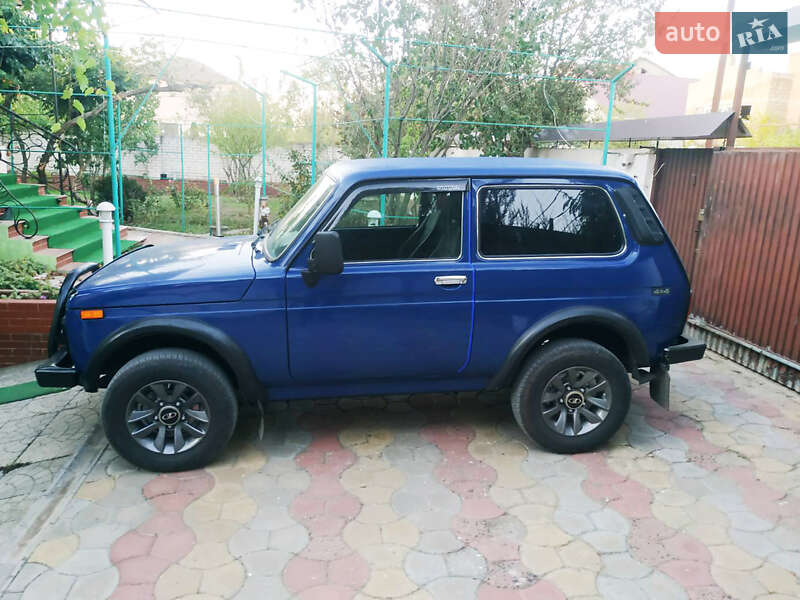 Внедорожник / Кроссовер ВАЗ / Lada 21214 / 4x4 2007 в Одессе