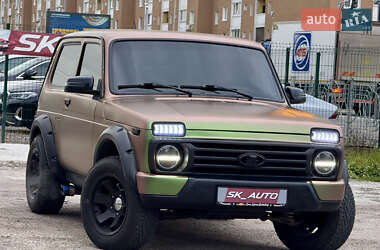 Позашляховик / Кросовер ВАЗ 21214 / 4x4 2014 в 