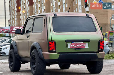 Позашляховик / Кросовер ВАЗ 21214 / 4x4 2014 в 
