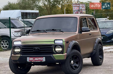 Позашляховик / Кросовер ВАЗ 21214 / 4x4 2014 в 