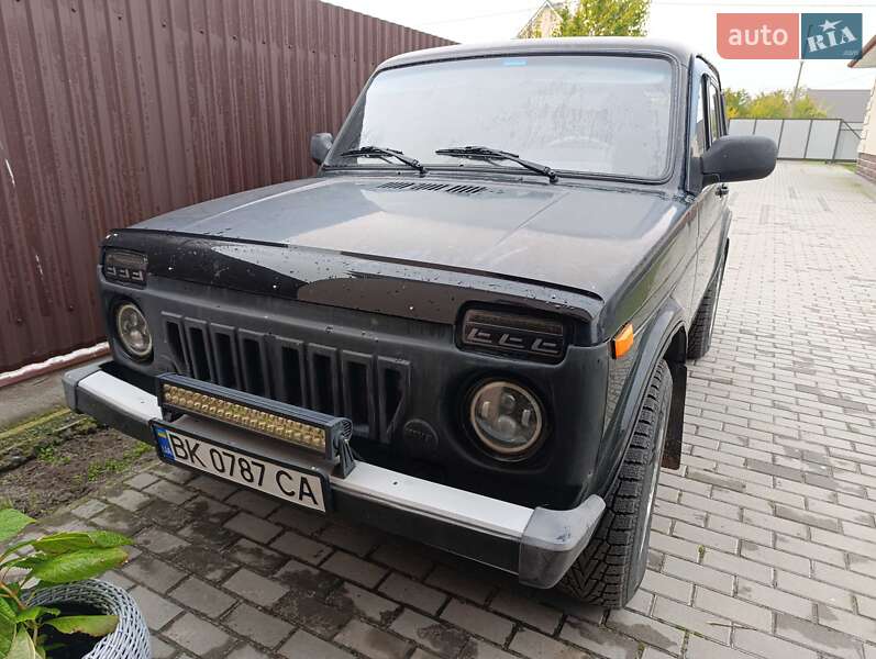 Позашляховик / Кросовер ВАЗ / Lada 21214 / 4x4 2012 в Любешові