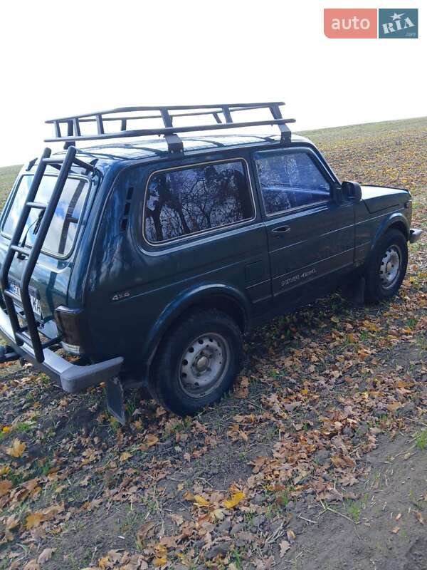 Позашляховик / Кросовер ВАЗ / Lada 21214 / 4x4 2010 в Кам'янці