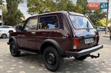Внедорожник / Кроссовер ВАЗ 21214 / 4x4 2008 в 