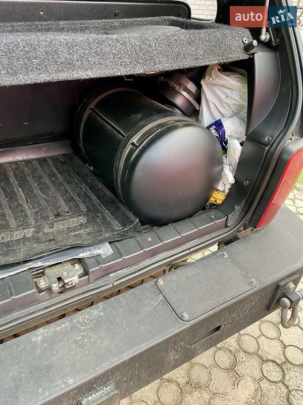 Позашляховик / Кросовер ВАЗ / Lada 21214 / 4x4 2012 в Миргороді