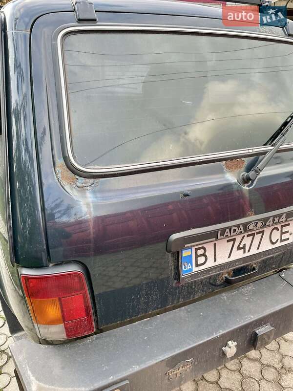 Позашляховик / Кросовер ВАЗ / Lada 21214 / 4x4 2012 в Миргороді