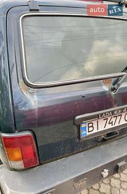 Внедорожник / Кроссовер ВАЗ 21214 / 4x4 2012 в 