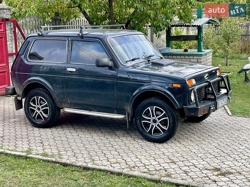 Позашляховик / Кросовер ВАЗ / Lada 21214 / 4x4 2012 в Миргороді