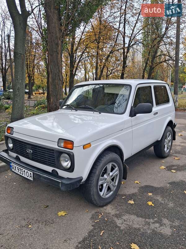 Внедорожник / Кроссовер ВАЗ / Lada 21214 / 4x4 2012 в Харькове фото 3 Внедорожник / Кроссовер ВАЗ / Lada 21214 / 4x4 2012 в Харькове
