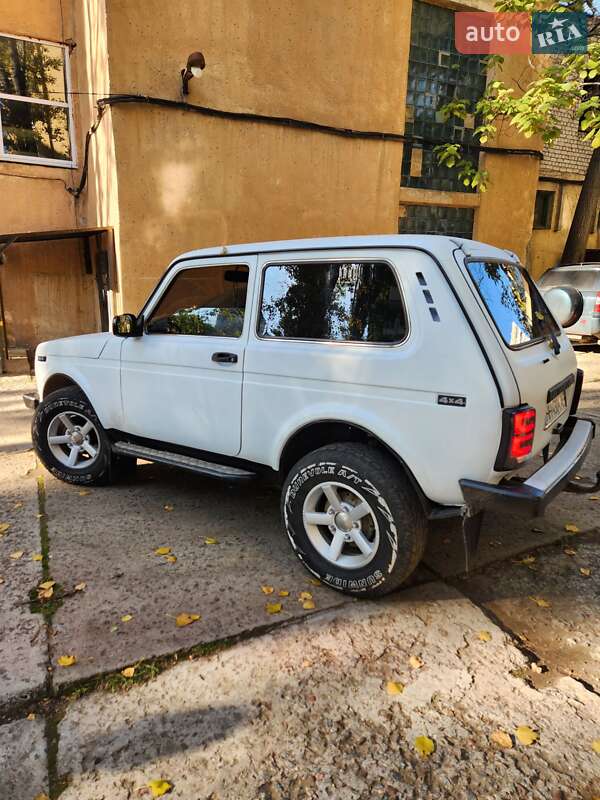 Позашляховик / Кросовер ВАЗ / Lada 21214 / 4x4 2007 в Одесі