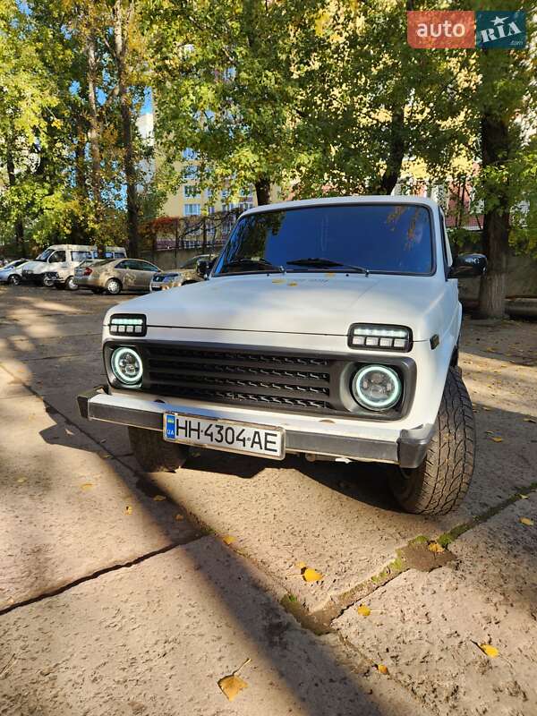 Позашляховик / Кросовер ВАЗ / Lada 21214 / 4x4 2007 в Одесі