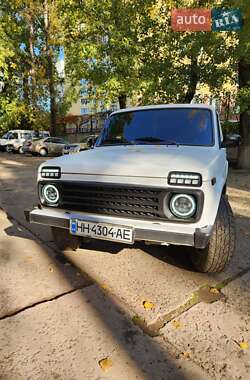 Внедорожник / Кроссовер ВАЗ 21214 / 4x4 2007 в  фото 10 Внедорожник / Кроссовер ВАЗ 21214 / 4x4 2007 в