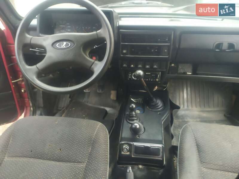 Позашляховик / Кросовер ВАЗ / Lada 21214 / 4x4 2005 в Жмеринці фото 8 Позашляховик / Кросовер ВАЗ / Lada 21214 / 4x4 2005 в Жмеринці