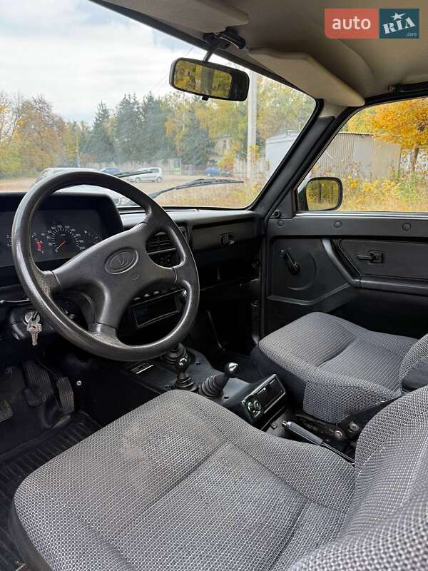 Позашляховик / Кросовер ВАЗ / Lada 21214 / 4x4 2013 в Радомишлі фото 2 Позашляховик / Кросовер ВАЗ / Lada 21214 / 4x4 2013 в Радомишлі