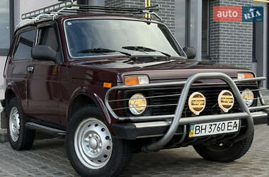 Внедорожник / Кроссовер ВАЗ 21214 / 4x4 2011 в Одессе