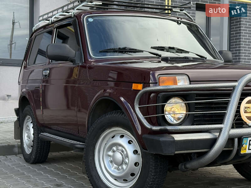 Позашляховик / Кросовер ВАЗ / Lada 21214 / 4x4 2011 в Одесі