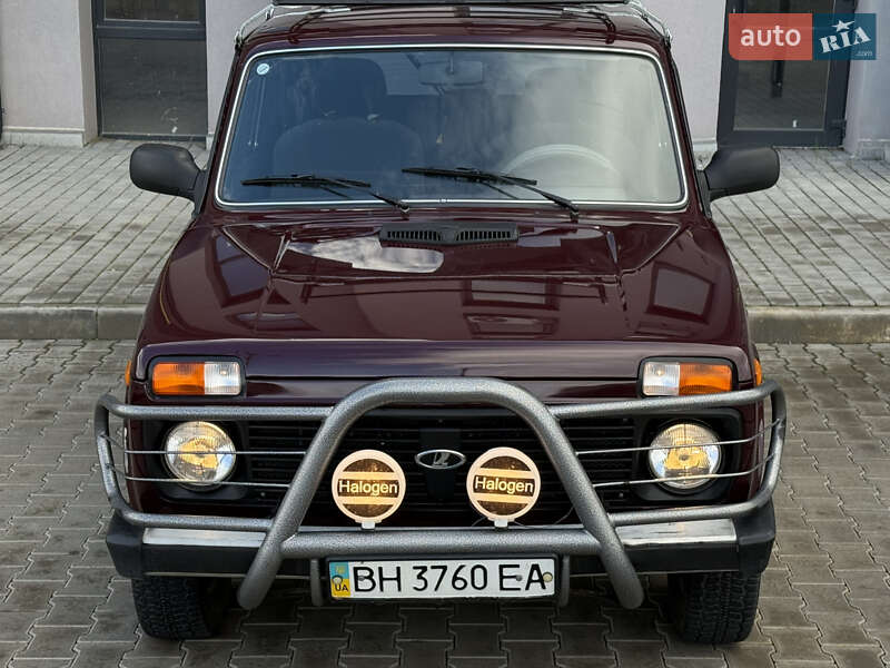 Позашляховик / Кросовер ВАЗ / Lada 21214 / 4x4 2011 в Одесі