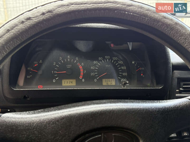 Позашляховик / Кросовер ВАЗ / Lada 21214 / 4x4 2011 в Одесі