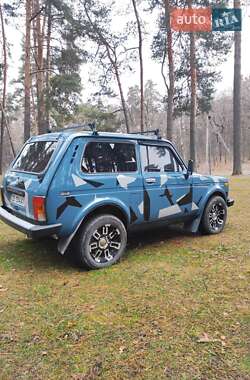 Позашляховик / Кросовер ВАЗ 21214 / 4x4 2007 в Лебедині