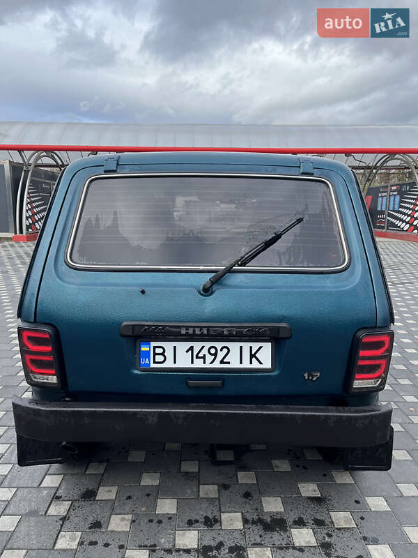 Внедорожник / Кроссовер ВАЗ / Lada 21214 / 4x4 2006 в Полтаве