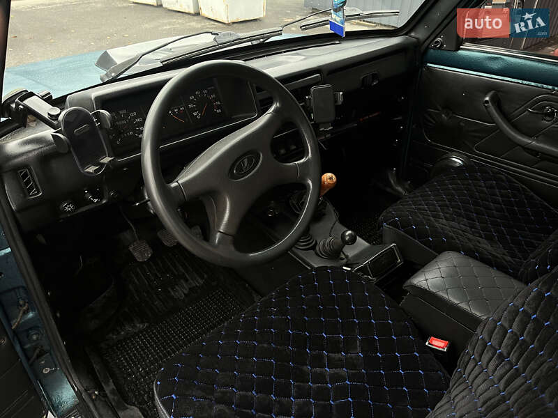 Внедорожник / Кроссовер ВАЗ / Lada 21214 / 4x4 2006 в Полтаве