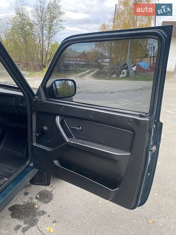 Позашляховик / Кросовер ВАЗ / Lada 21214 / 4x4 2012 в Звенигородці фото 11 Позашляховик / Кросовер ВАЗ / Lada 21214 / 4x4 2012 в Звенигородці