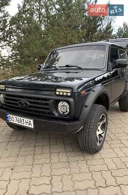 Внедорожник / Кроссовер ВАЗ 21214 / 4x4 2016 в Малой Турье