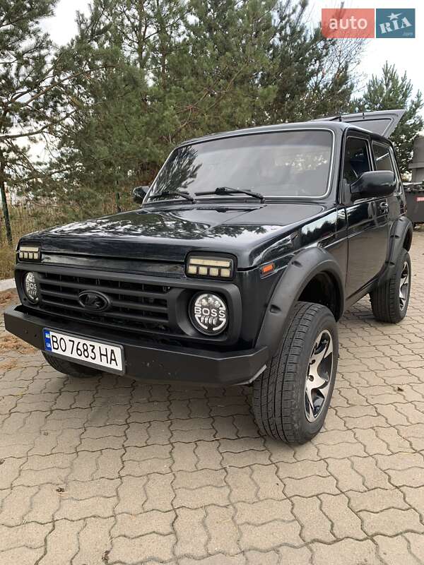 ВАЗ / Lada 21214 / 4x4 2016 ВАЗ / Lada 21214 / 4x4 2016