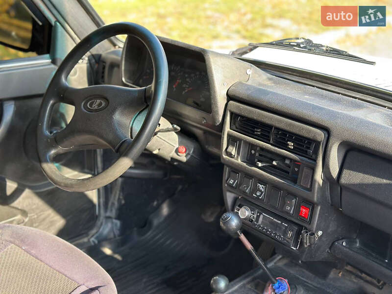 Позашляховик / Кросовер ВАЗ / Lada 21214 / 4x4 2011 в Дніпрі фото 15 Позашляховик / Кросовер ВАЗ / Lada 21214 / 4x4 2011 в Дніпрі