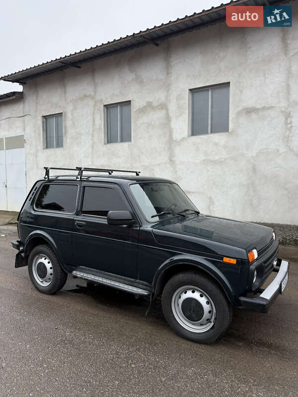 Позашляховик / Кросовер ВАЗ / Lada 21214 / 4x4 2019 в Чернігові