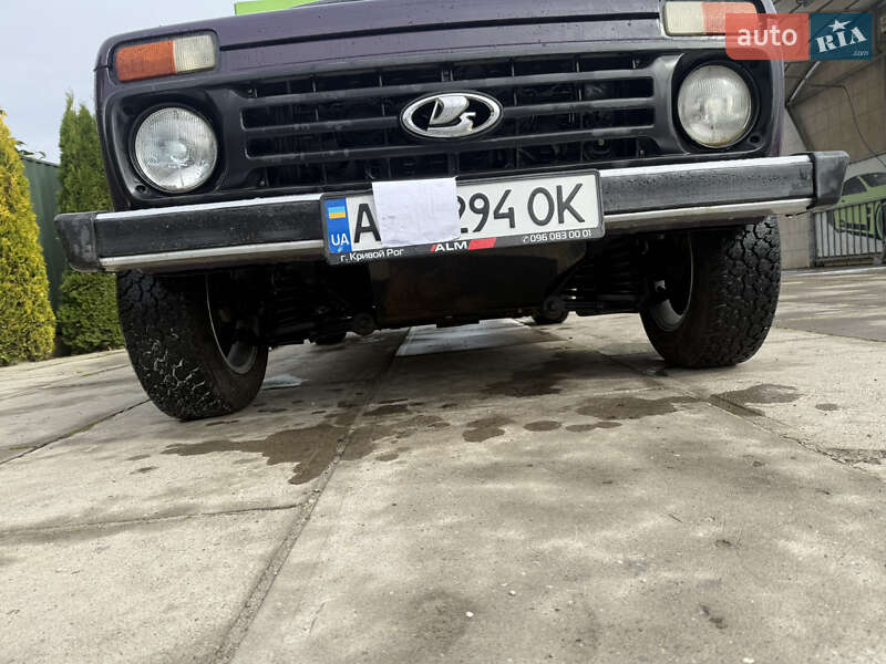 Внедорожник / Кроссовер ВАЗ / Lada 21214 / 4x4 2017 в Тячеве