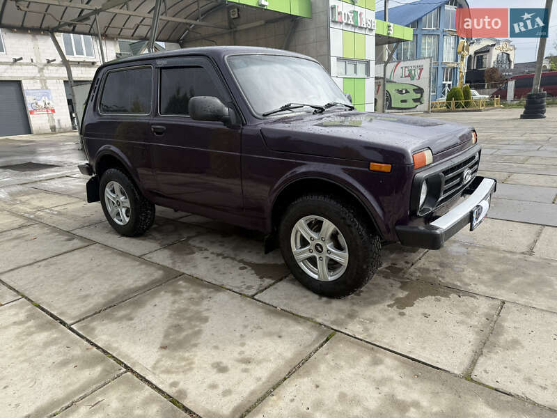 Внедорожник / Кроссовер ВАЗ / Lada 21214 / 4x4 2017 в Тячеве