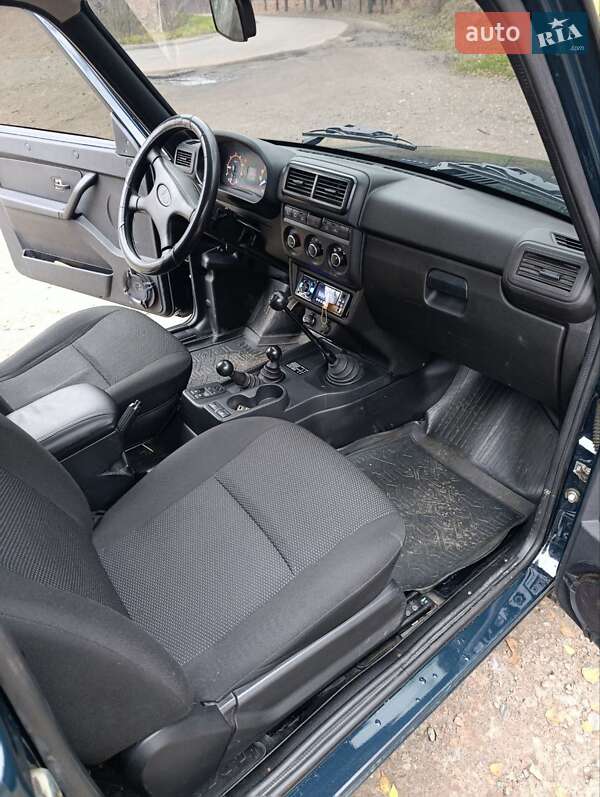 Позашляховик / Кросовер ВАЗ / Lada 21214 / 4x4 2013 в Сумах