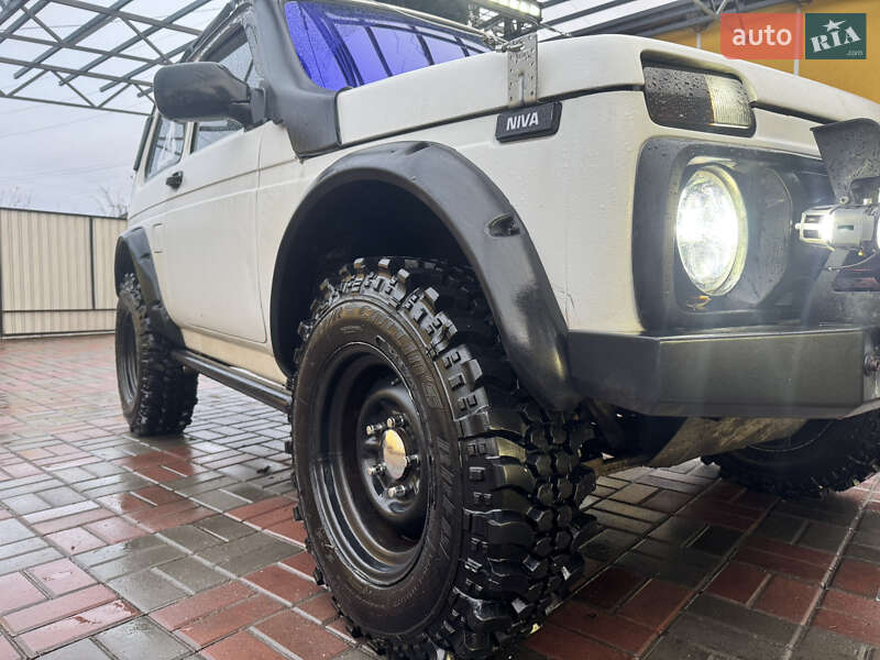 Внедорожник / Кроссовер ВАЗ / Lada 21214 / 4x4 2013 в Золотоноше фото 6 Внедорожник / Кроссовер ВАЗ / Lada 21214 / 4x4 2013 в Золотоноше
