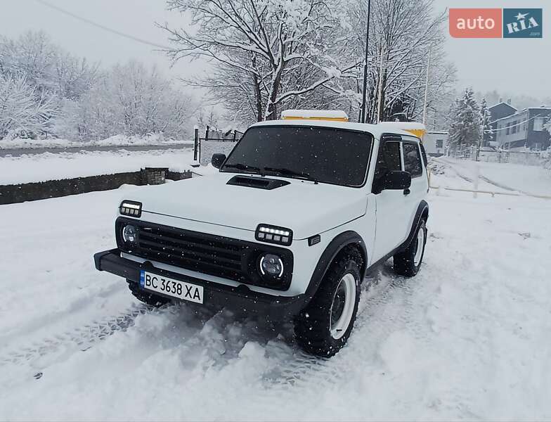 Позашляховик / Кросовер ВАЗ / Lada 21214 / 4x4 2012 в Трускавці