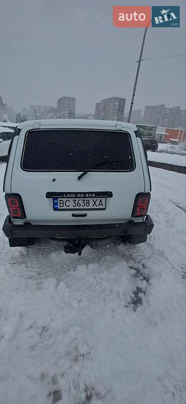 Позашляховик / Кросовер ВАЗ / Lada 21214 / 4x4 2012 в Трускавці