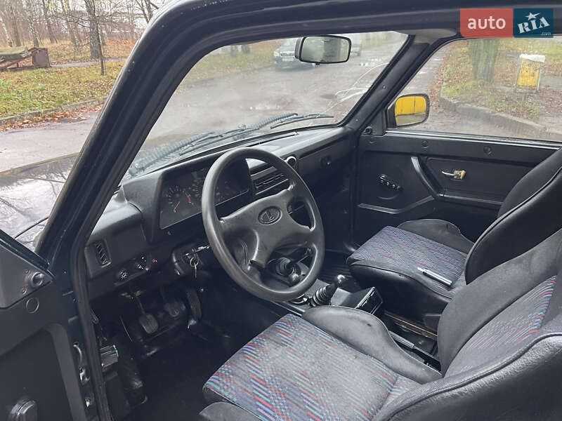 Позашляховик / Кросовер ВАЗ / Lada 21214 / 4x4 2012 в Вінниці