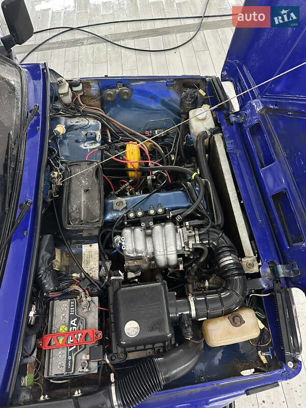 Внедорожник / Кроссовер ВАЗ / Lada 21214 / 4x4 2005 в Чугуеве