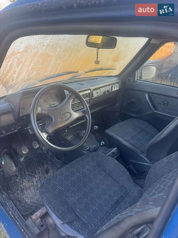 Позашляховик / Кросовер ВАЗ / Lada 21214 / 4x4 2014 в Харкові